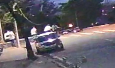 Vídeo mostra acidente após motociclista se enroscar em fiação sobre a pista em Campinas; 2 se feriram