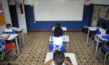 Secretários pedem à Anvisa liberação de autoteste para estudantes