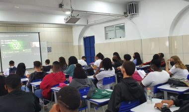 Parceria público-privada combate evasão escolar no Rio de Janeiro