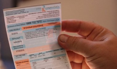Baixa renda vai ficar livre da taxa extra da conta de luzem fevereiro