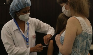 Rio de Janeiro vacina nesta segunda meninas de 7 anos contra covid-19