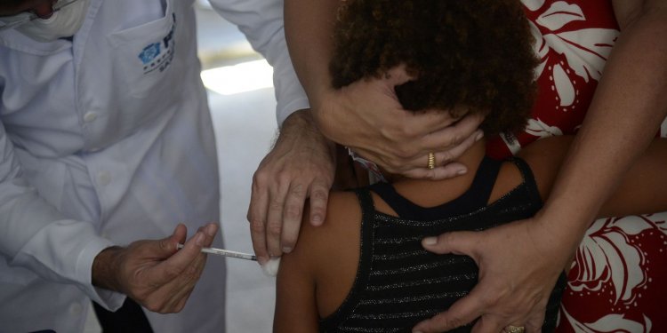 Rio de Janeiro vacina hoje crianças de 10 anos contra a covid-19