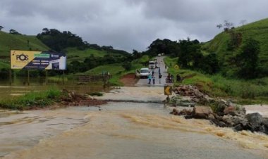 Ponte da Embaúba que dá acesso a Rosário da Limeira e outras cidades está interditada