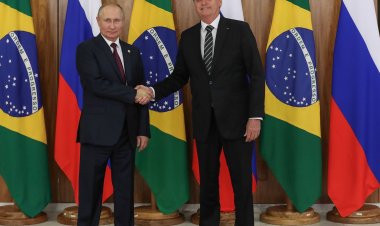 Presidente Jair Bolsonaro embarca nesta segunda-feira para a Rússia