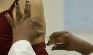 Número de casos de covid-19 chega a 27,5 milhões no Brasil