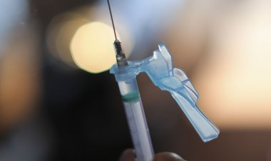 Campanha de vacinação contra covid-19 avança em Petrópolis