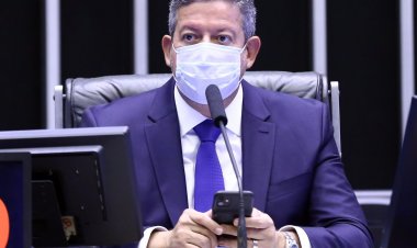 Presidente da Câmara espera votar PL sobre cassinos nesta quarta-feira