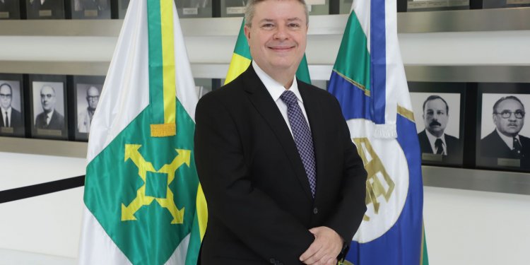Antonio Anastasia toma posse como ministro do TCU