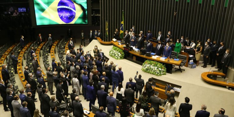 Congresso garante compensação fiscal a emissoras nas eleições