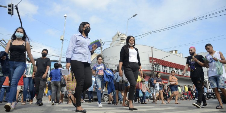 Covid-19: Brasil registra 1.085 óbitos e 147 mil novos casos