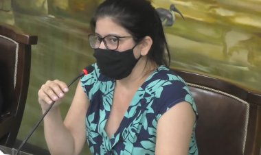 Vereadora Aline faz indicação para aumentar o tempo de contratação de servidores