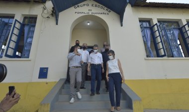 Governo de Minas destina recursos e equipamentos para escola premiada em Leopoldina