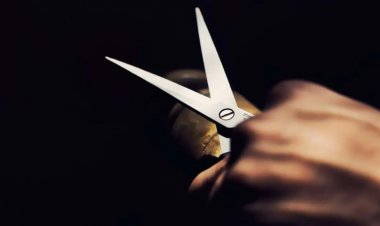 Mulher é detida após dar uma tesourada na barriga do companheiro