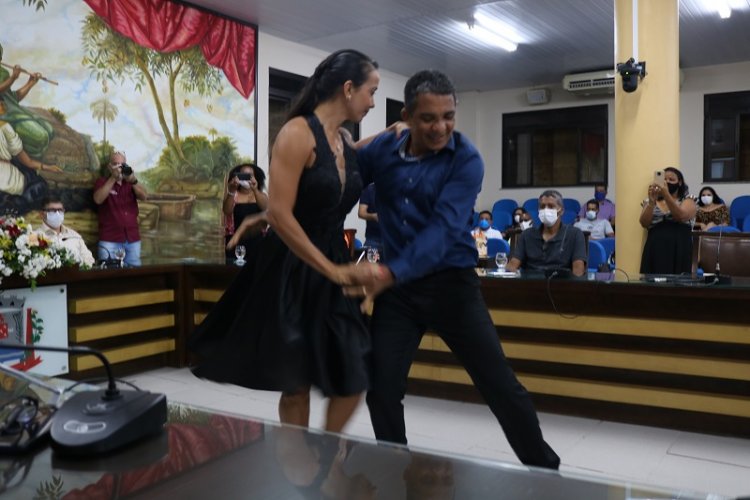 Cerimônia de entrega do título de Mérito Mulher Cidadã Irmã Marisa Costa