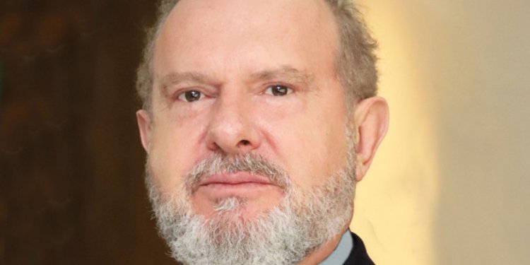 Mauro Carlesse renuncia ao cargo de governador do Tocantins