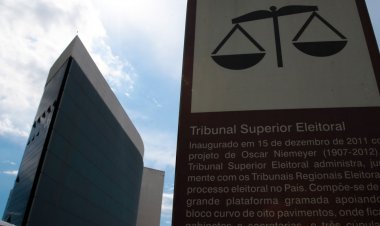 Câmara e TSE assinam termo para combater fake news nas eleições 2022