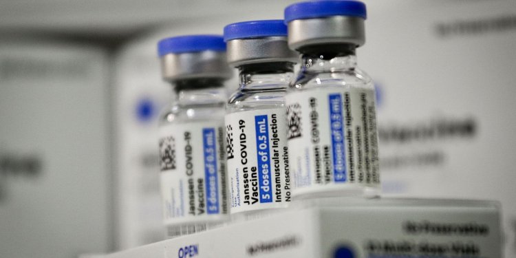 Vacina da Janssen recebe registro definitivo da Anvisa