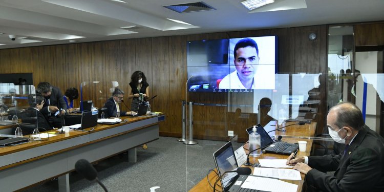 Prefeitos confirmam pedidos de propina em troca de verbas do MEC