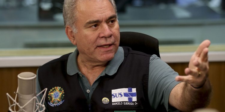 Governo anuncia fim da emergência sanitária por covid-19 no país