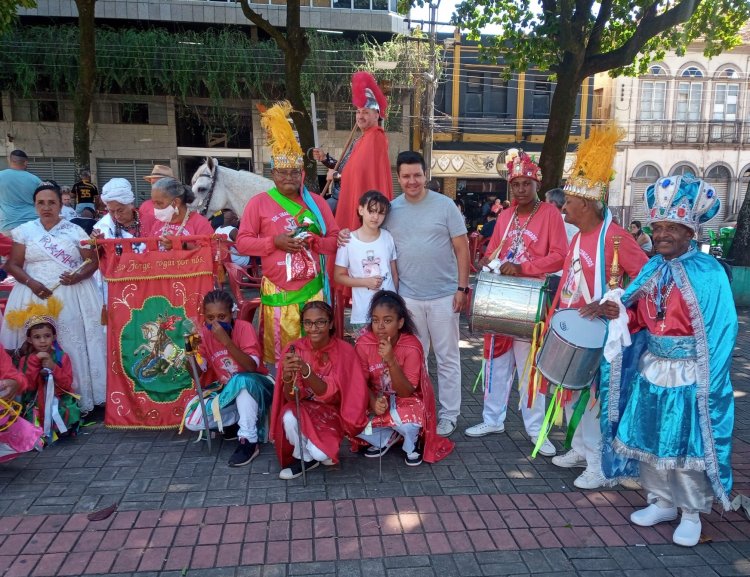 Congado de Ubá homenageia São Jorge