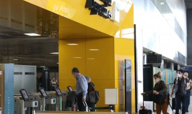 Anvisa autoriza serviço de bordo e mantém uso de máscaras em voos