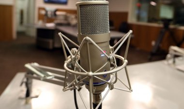 Senado regulamenta identidade profissional de radialista