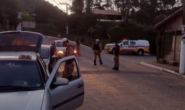 Homem é preso por dirigir embriagado