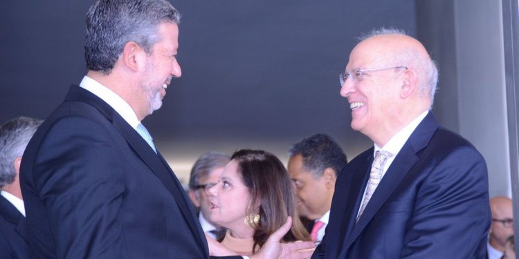 Presidente da Câmara volta a defender adoção do semipresidencialismo