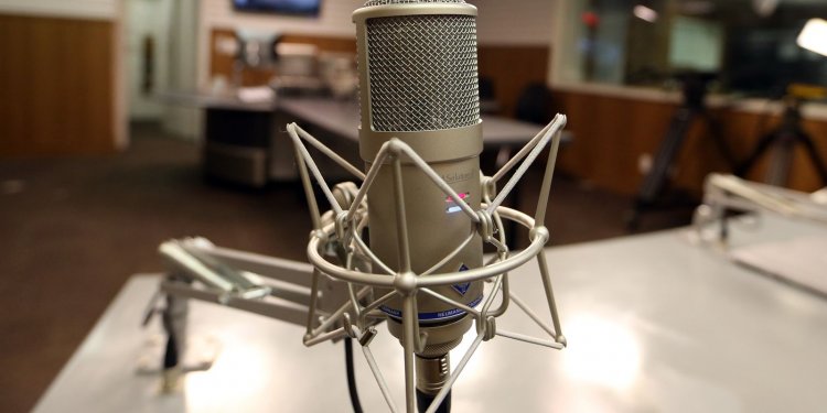 Senado regulamenta identidade profissional de radialista