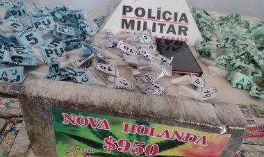 PM apreende adolescentes com grande quantidade de drogas em Além Paraíba