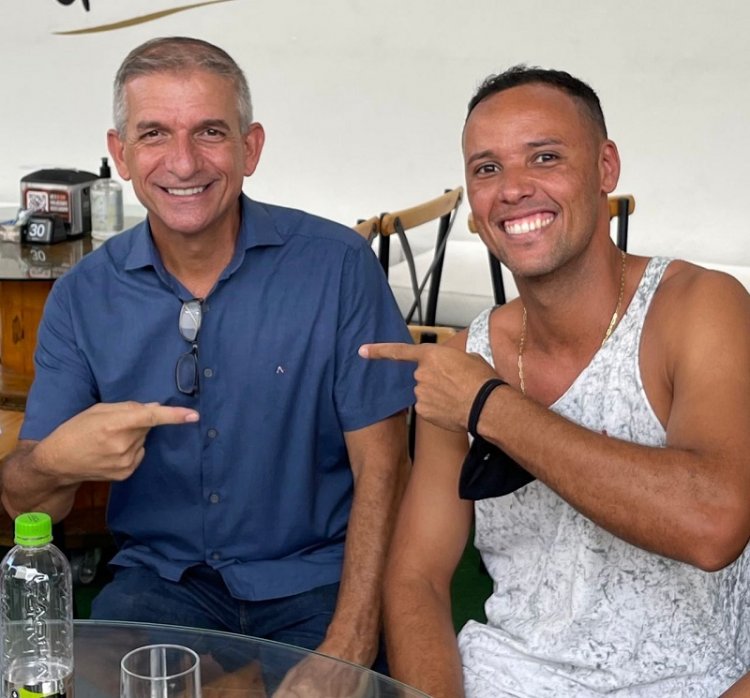 Cabo Rominho anuncia dobradinha com Natal da Ferrari