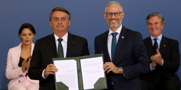 MEC fecha acordo com Google para oferta de ferramentas educacionais