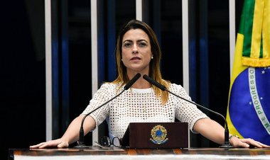 Soraya Thronicke assina compromisso com Presidente Amigo da Criança