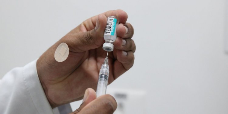 Brasil registra 247 mortes e 23,5 mil novos casos de covid-19