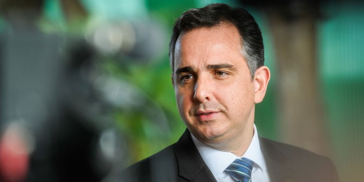 Rodrigo Pacheco assume Presidência da República por quatro dias