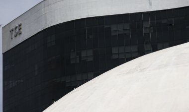 Campanhas de candidatos à Presidência desistem de direito de resposta