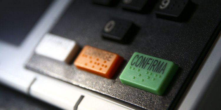 Votação neste domingo segue horário de Brasília em todo o país