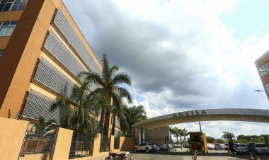 Anvisa aprova vacinas bilaventes contra covid-19