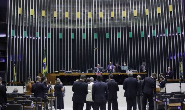 Câmara aprova proposta que regulamenta atividade de lobby no país
