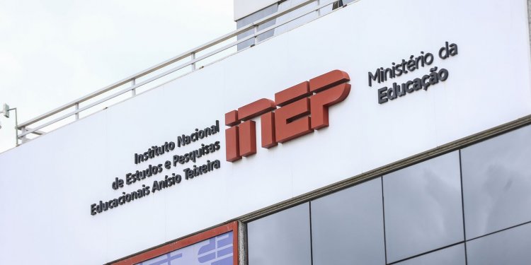 Ensino a distância cresce 474% em uma década, diz Inep