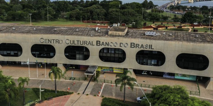 Guido Mantega pede desligamento da equipe de transição