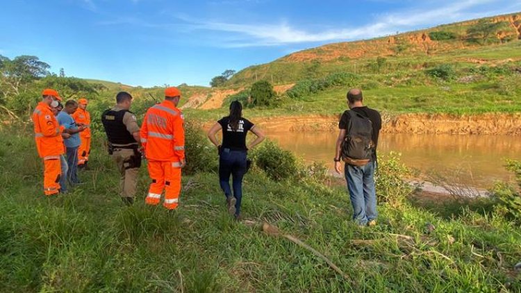 Corpo é encontrado boiando às margens do Rio Muriaé