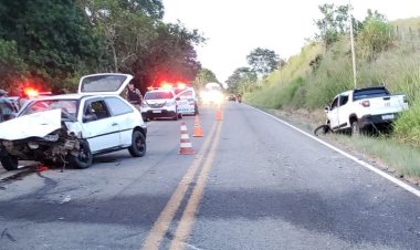 Acidente de trânsito com vítima na  MG-353, KM 46, Goianá
