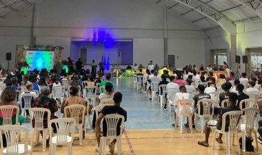 Atletas destaque dos Jogos Escolares Ubaenses 2023 são premiados