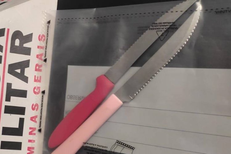 Mulher mata o marido a facada e é presa em Além Paraíba