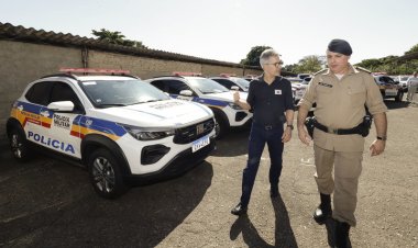Governador entrega 121 novas viaturas para a Polícia Militar de Minas Gerais