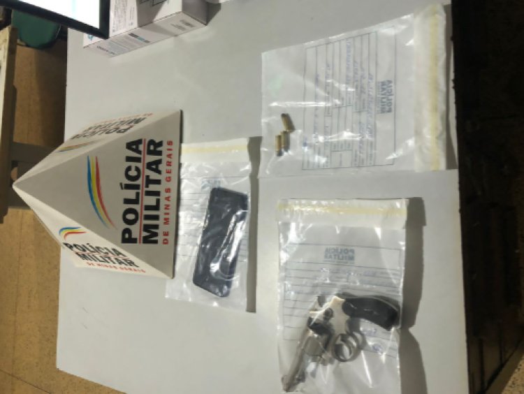 Polícia Militar prende foragido da justiça de posse de arma de fogo em Piraúba