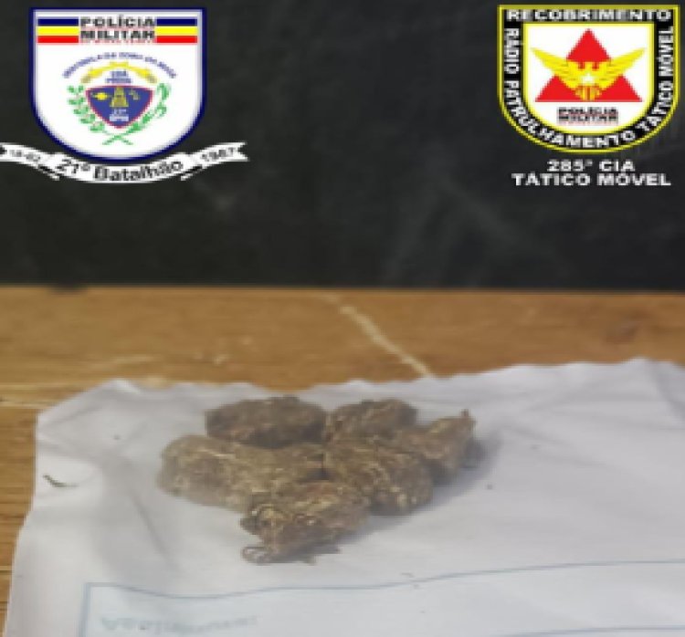 Ubá: PM prende autor de tráfico ilícito de drogas na Praça Guido Marliere