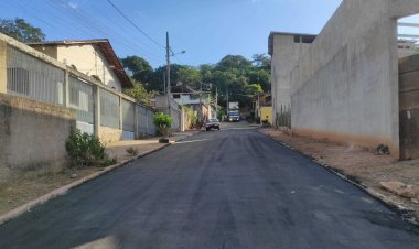 Prefeitura de Ubá asfalta ruas indicadas por emenda parlamentar
