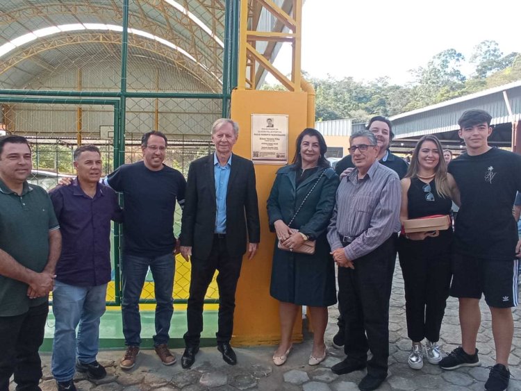 Prefeitura de Ubá entrega reforma da E.M. Professora Conceição Gomes Caputo